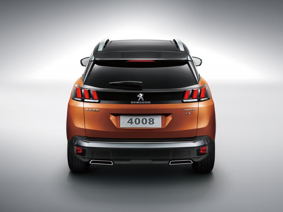  Peugeot 4008 GT 2016 года  (CN) (фото 2 из 18)